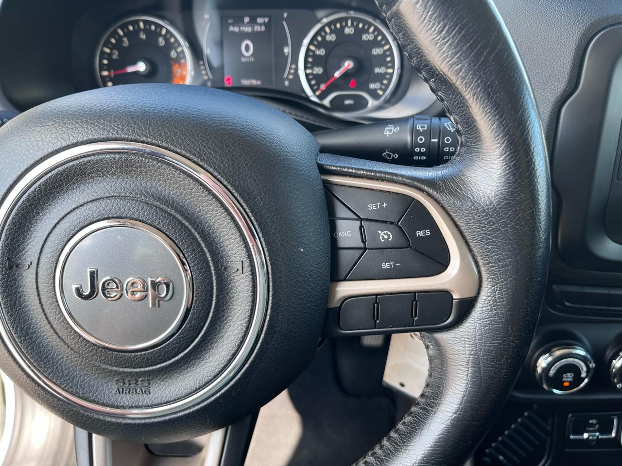Jeep Renegade Latitude FWD 2015