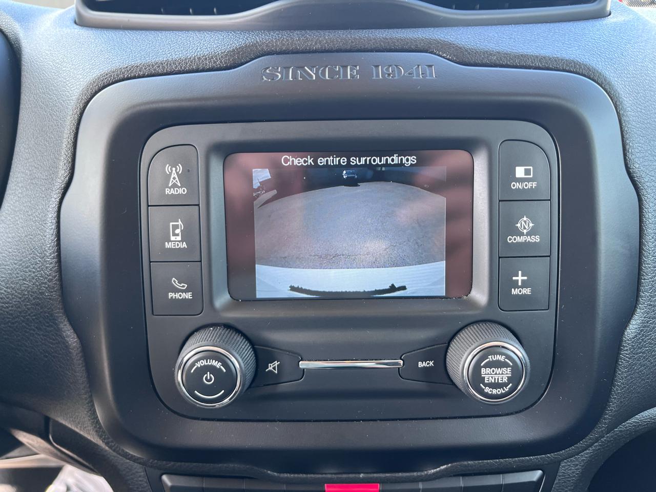 Jeep Renegade Latitude FWD 2015