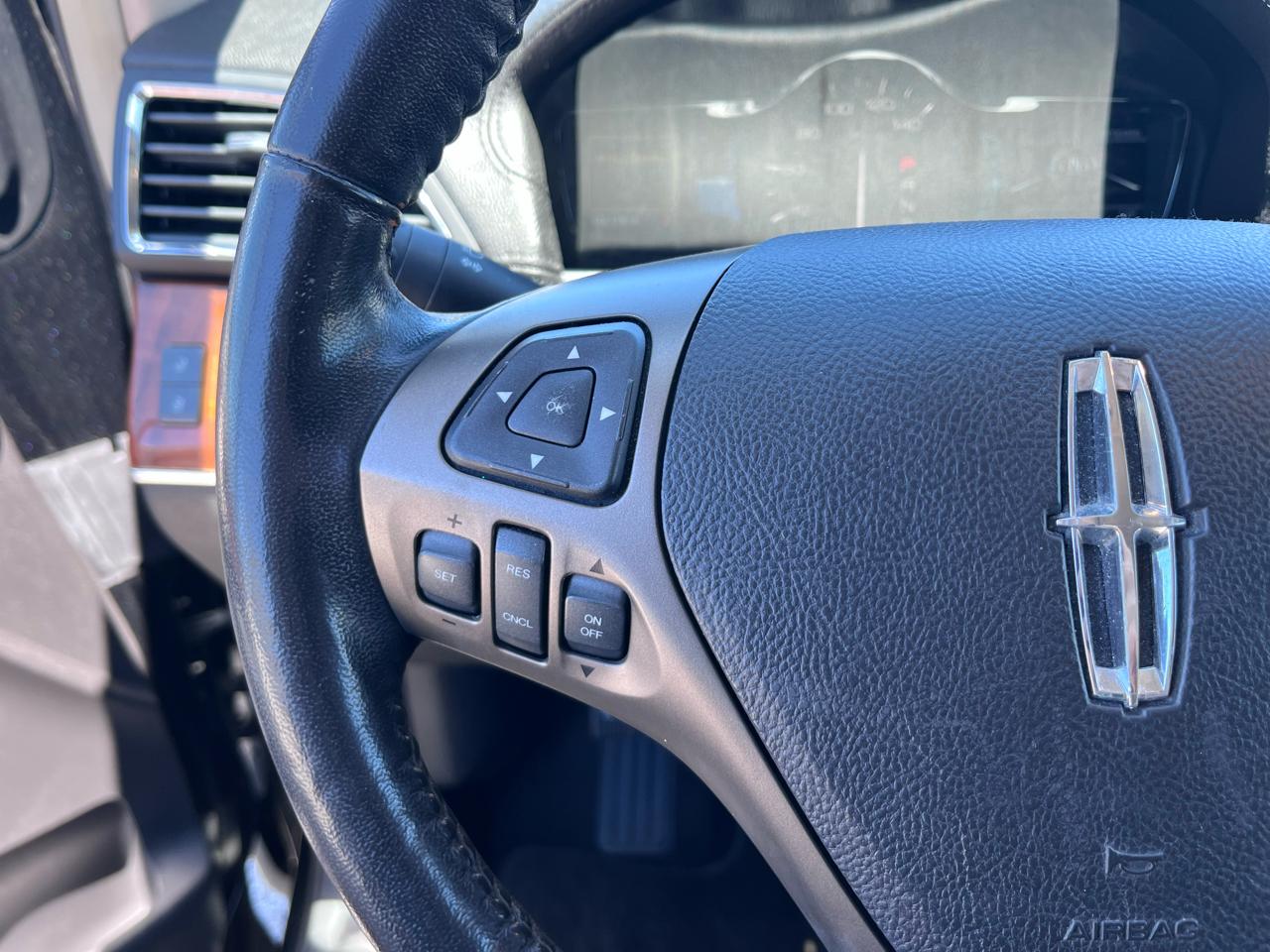 Lincoln MKX FWD 2011