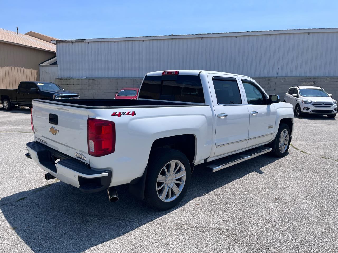 Chevrolet Silverado 1500 High Country Crew Cab Long Box 4WD 2018