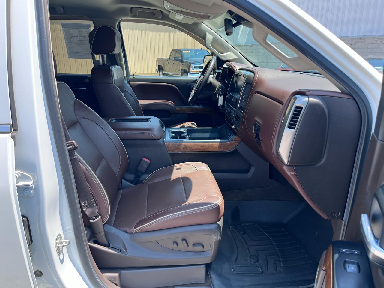 Chevrolet Silverado 1500 High Country Crew Cab Long Box 4WD 2018