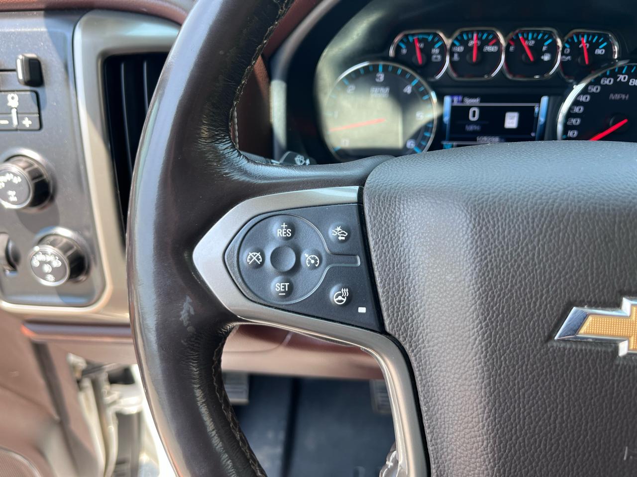 Chevrolet Silverado 1500 High Country Crew Cab Long Box 4WD 2018