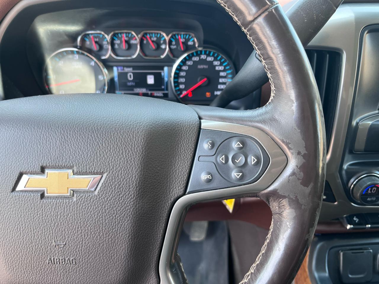Chevrolet Silverado 1500 High Country Crew Cab Long Box 4WD 2018