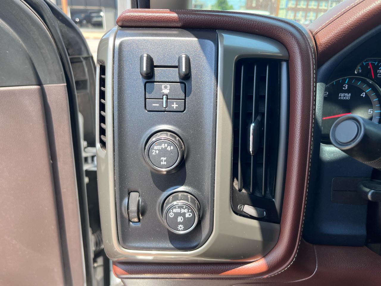 Chevrolet Silverado 1500 High Country Crew Cab Long Box 4WD 2018