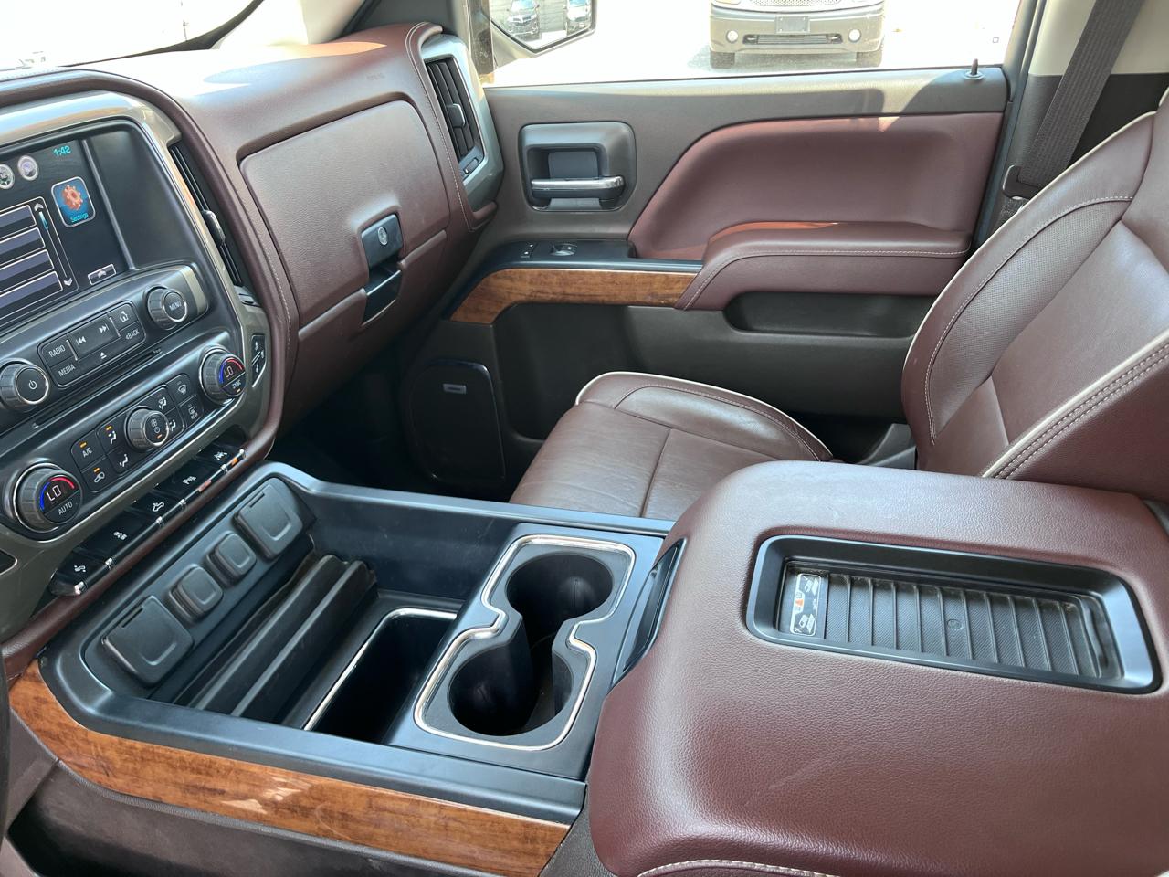 Chevrolet Silverado 1500 High Country Crew Cab Long Box 4WD 2018