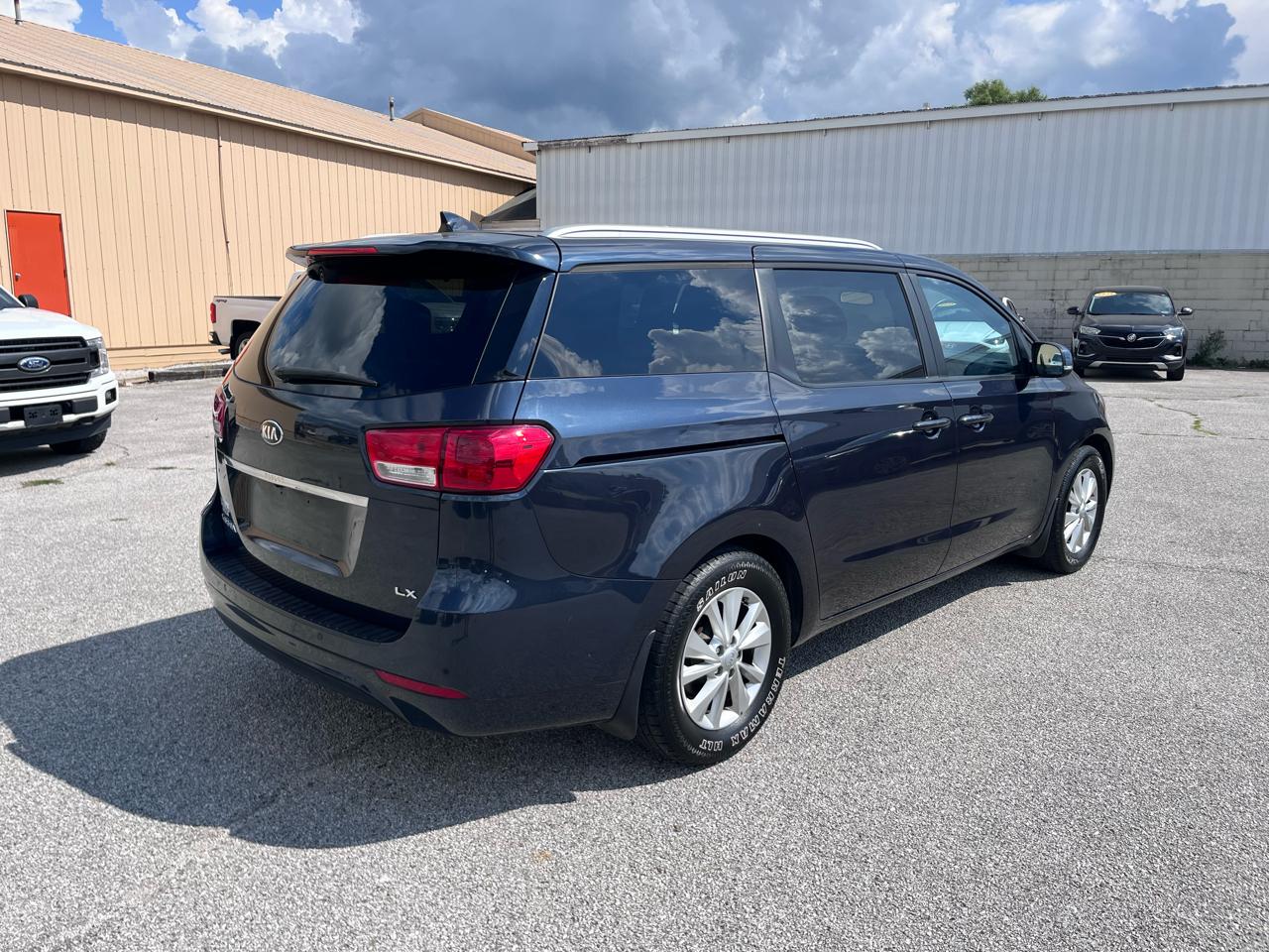 Kia Sedona LX 2016