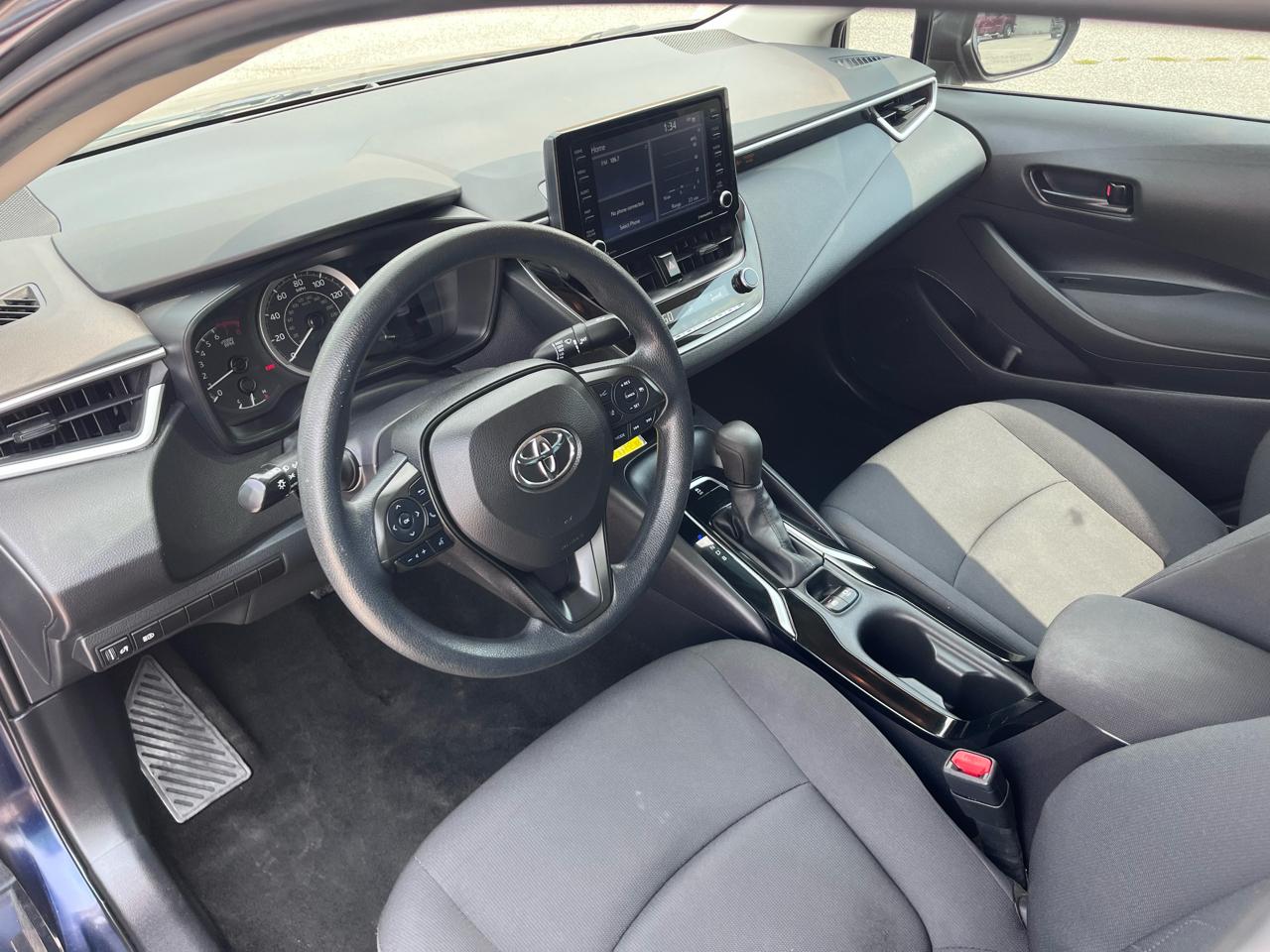 2022 Toyota Corolla LE - Photo 22