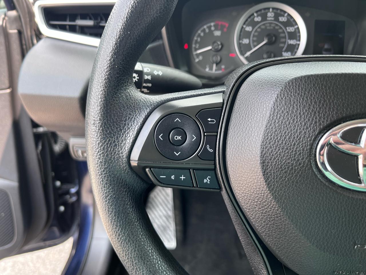 2022 Toyota Corolla LE - Photo 25