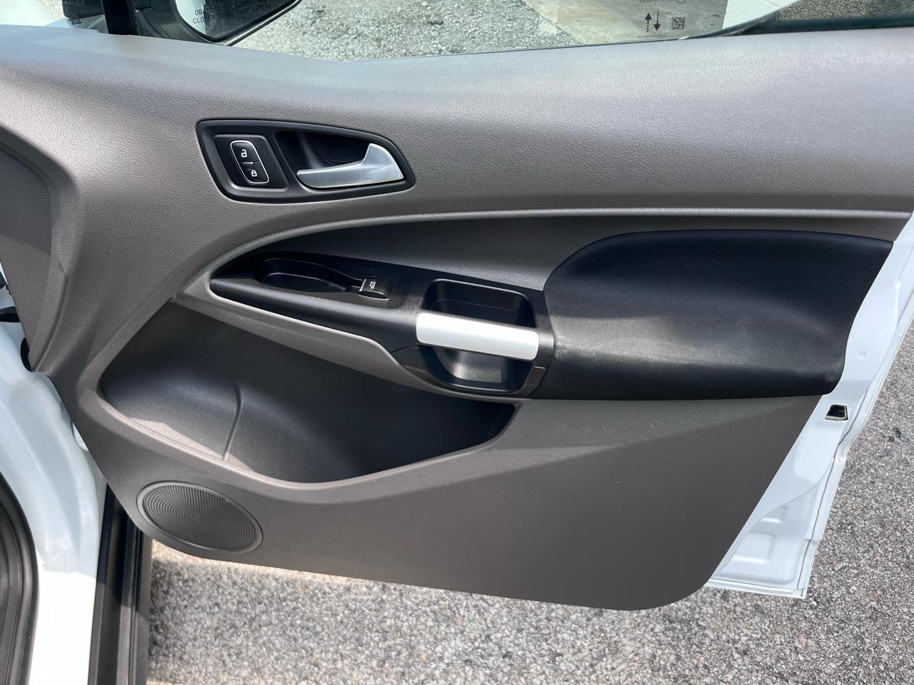 Ford Transit Connect Cargo Van XLT LWB 2022