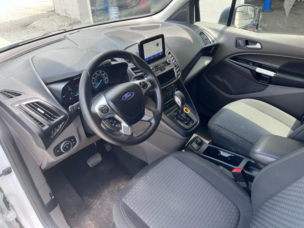 Ford Transit Connect Cargo Van XLT LWB 2022