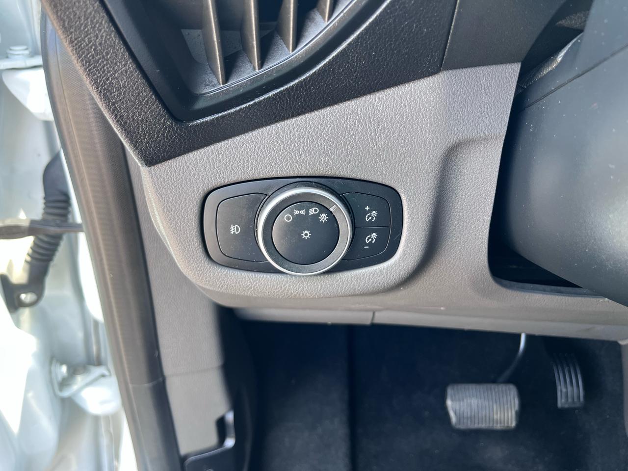 Ford Transit Connect Cargo Van XLT LWB 2022