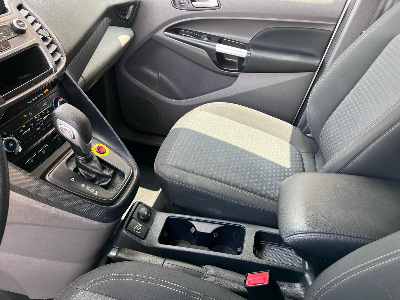 Ford Transit Connect Cargo Van XLT LWB 2022