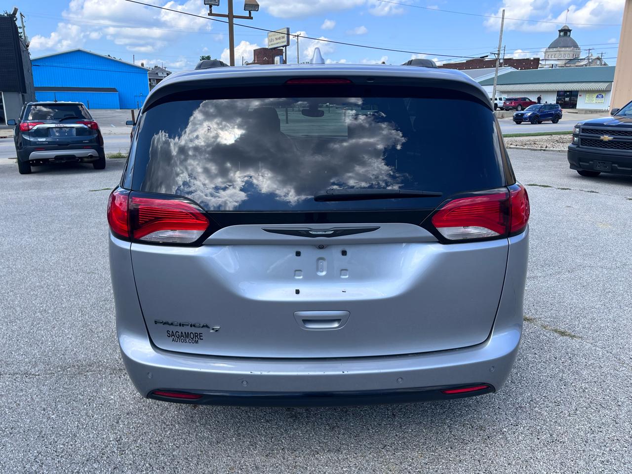 Chrysler Pacifica Touring-L Plus 2018