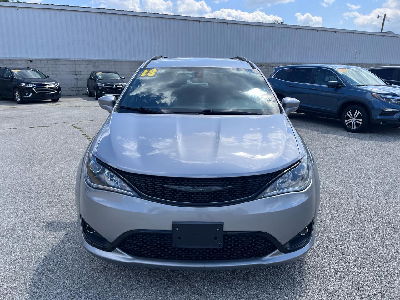 Chrysler Pacifica Touring-L Plus 2018