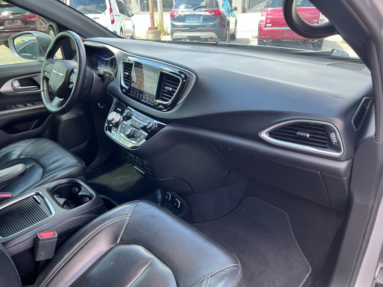 Chrysler Pacifica Touring-L Plus 2018