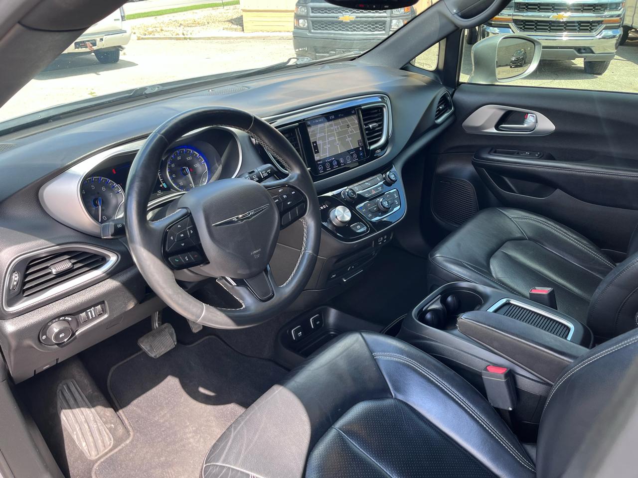 Chrysler Pacifica Touring-L Plus 2018