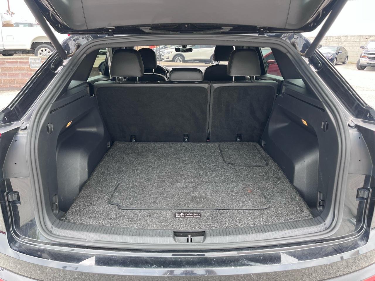 Volkswagen Atlas Cross Sport SE w/Technology 4MOTION 2020