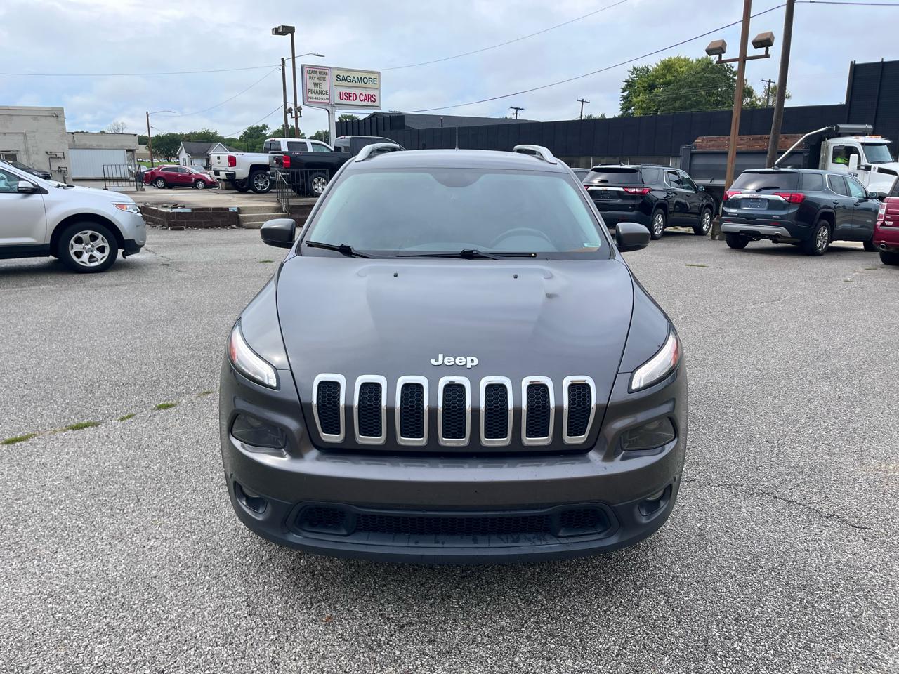 Jeep Cherokee Latitude FWD 2017