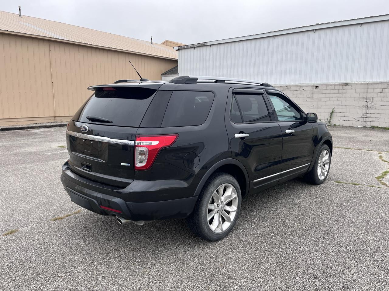 Ford Explorer XLT 4WD 2015