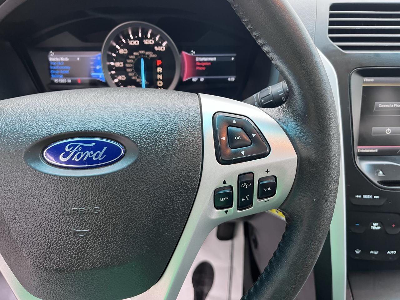 Ford Explorer XLT 4WD 2015