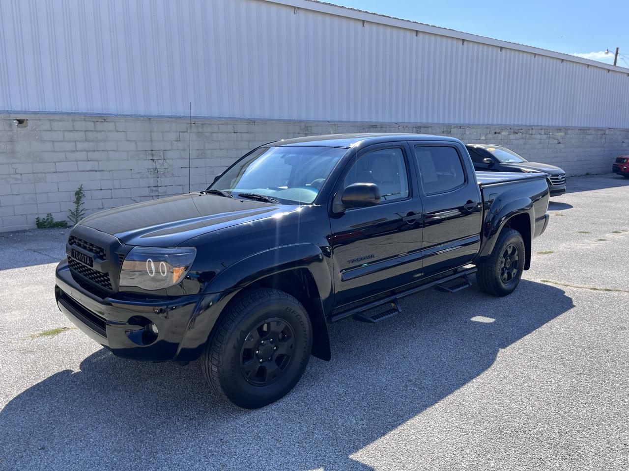 Toyota Tacoma Double Cab V6 4WD 2011