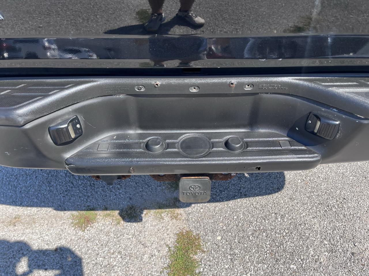 Toyota Tacoma Double Cab V6 4WD 2011