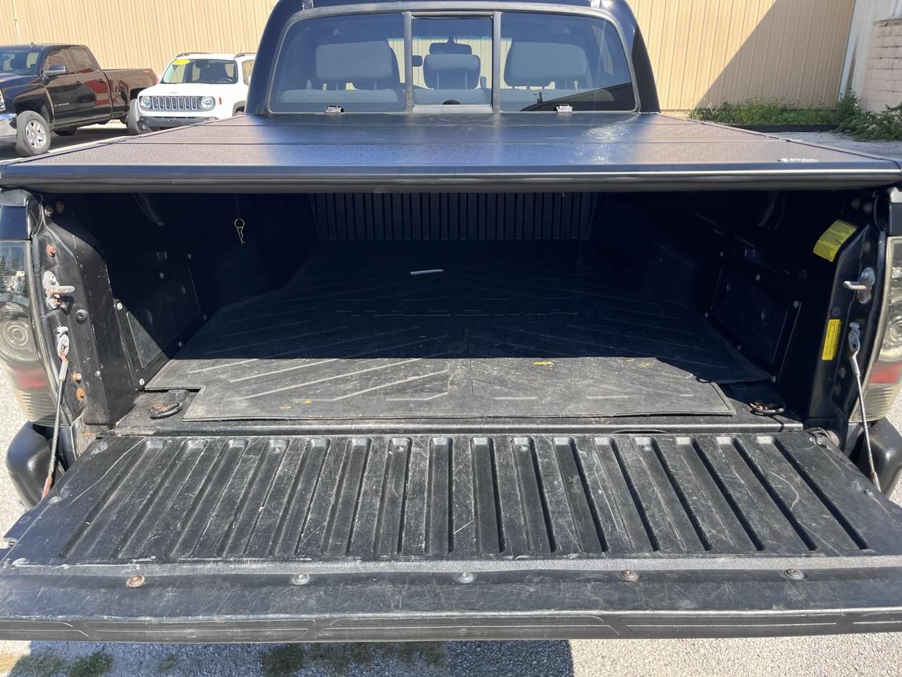 Toyota Tacoma Double Cab V6 4WD 2011