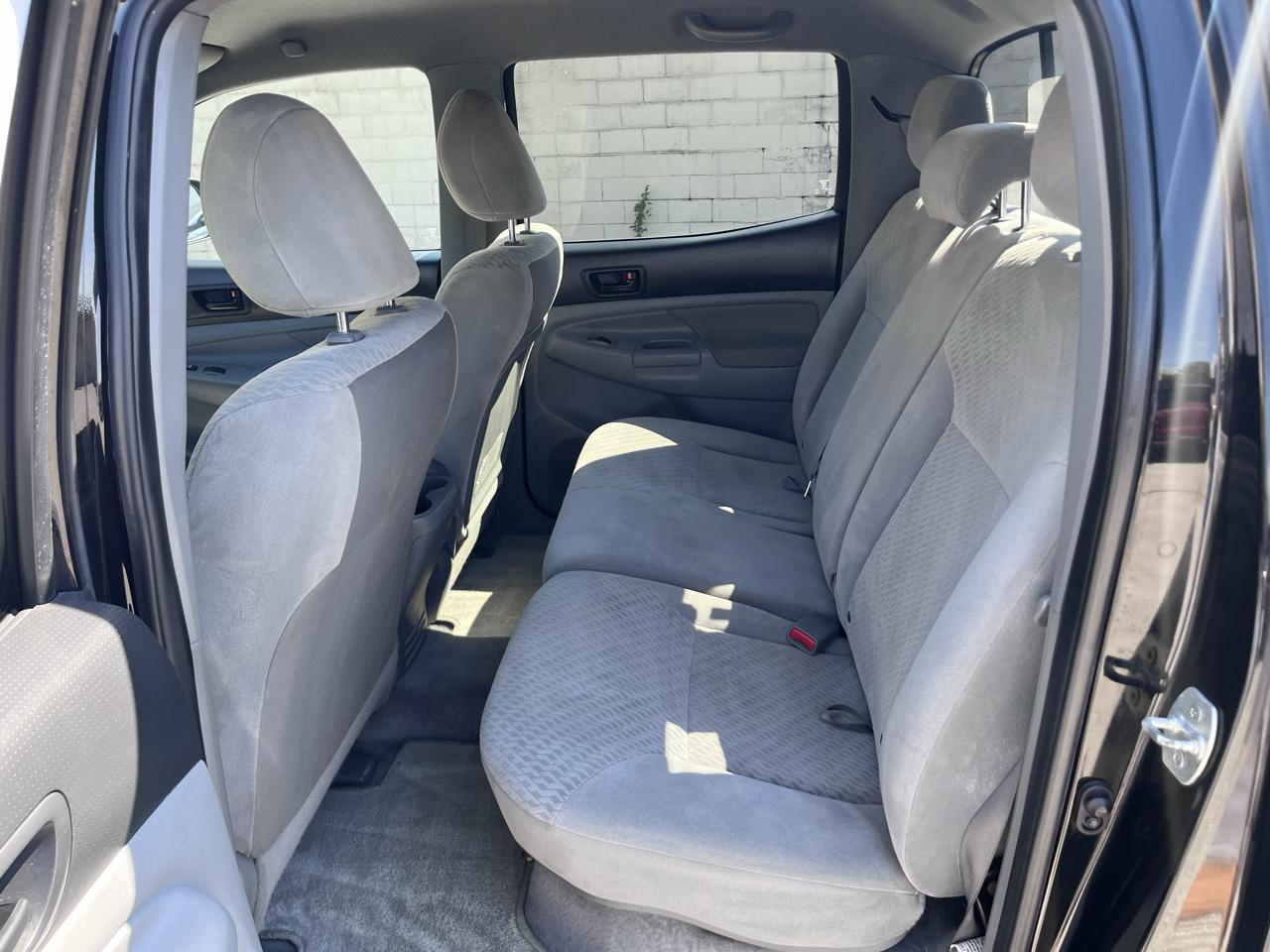 Toyota Tacoma Double Cab V6 4WD 2011