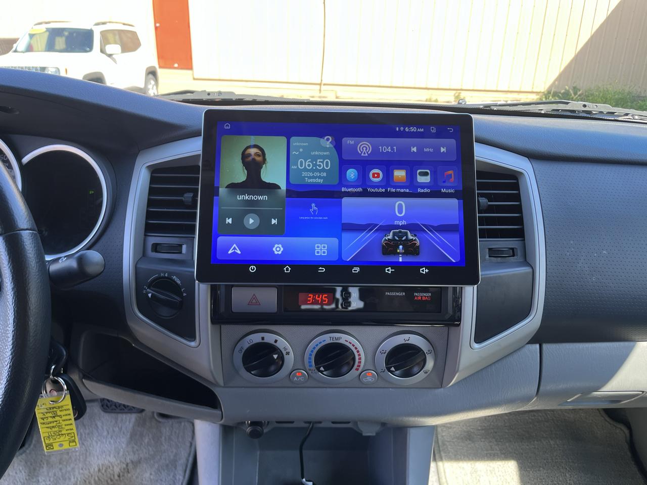 Toyota Tacoma Double Cab V6 4WD 2011