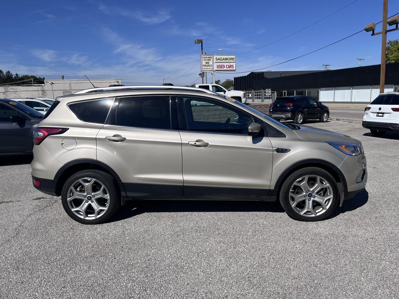Ford Escape Titanium 4WD 2018