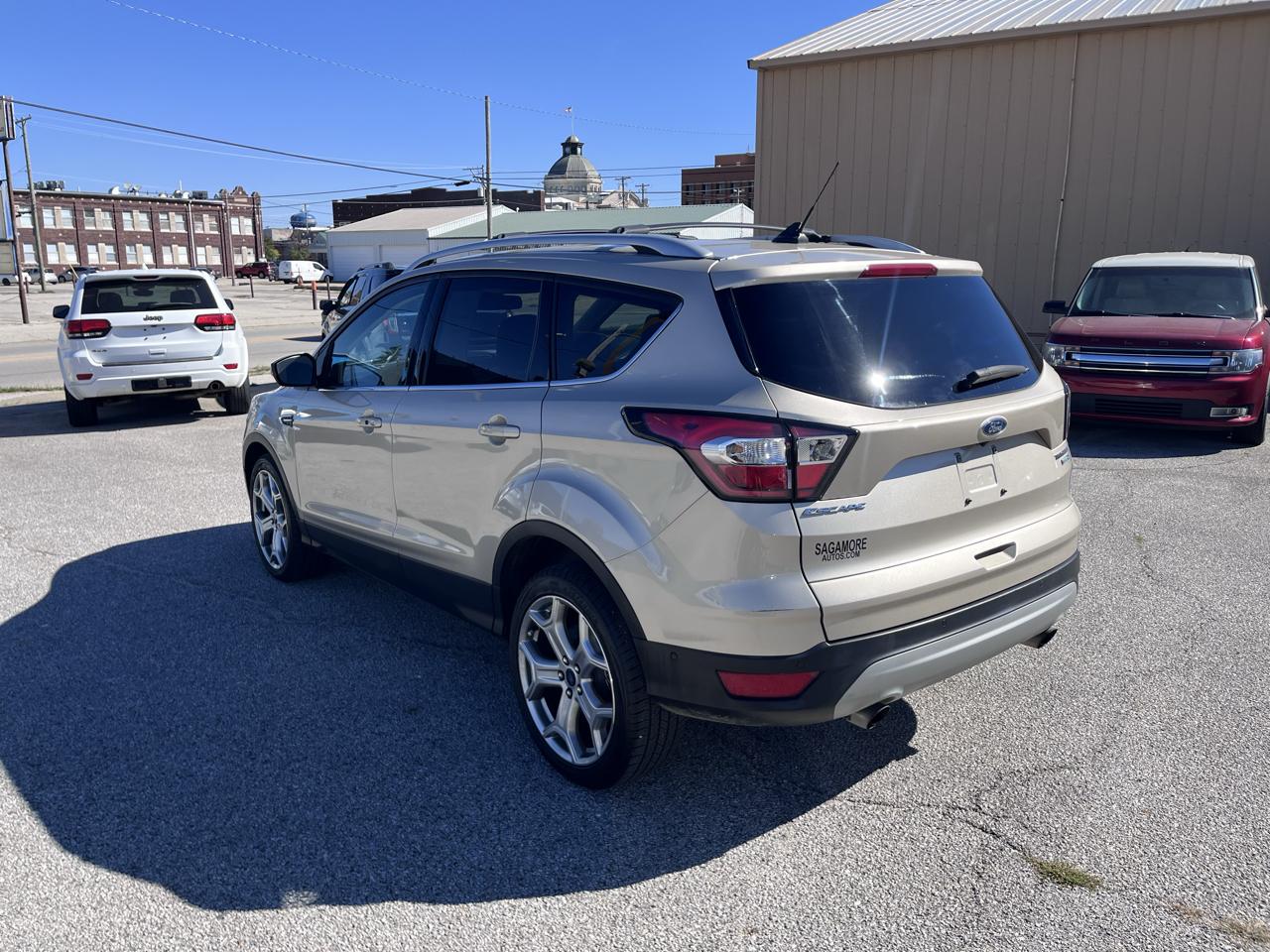 Ford Escape Titanium 4WD 2018