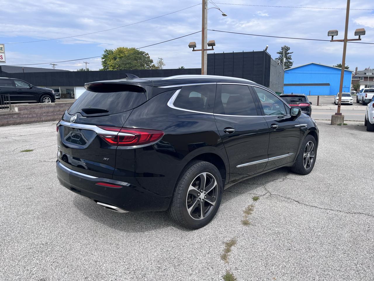 Buick Enclave Essence AWD 2020