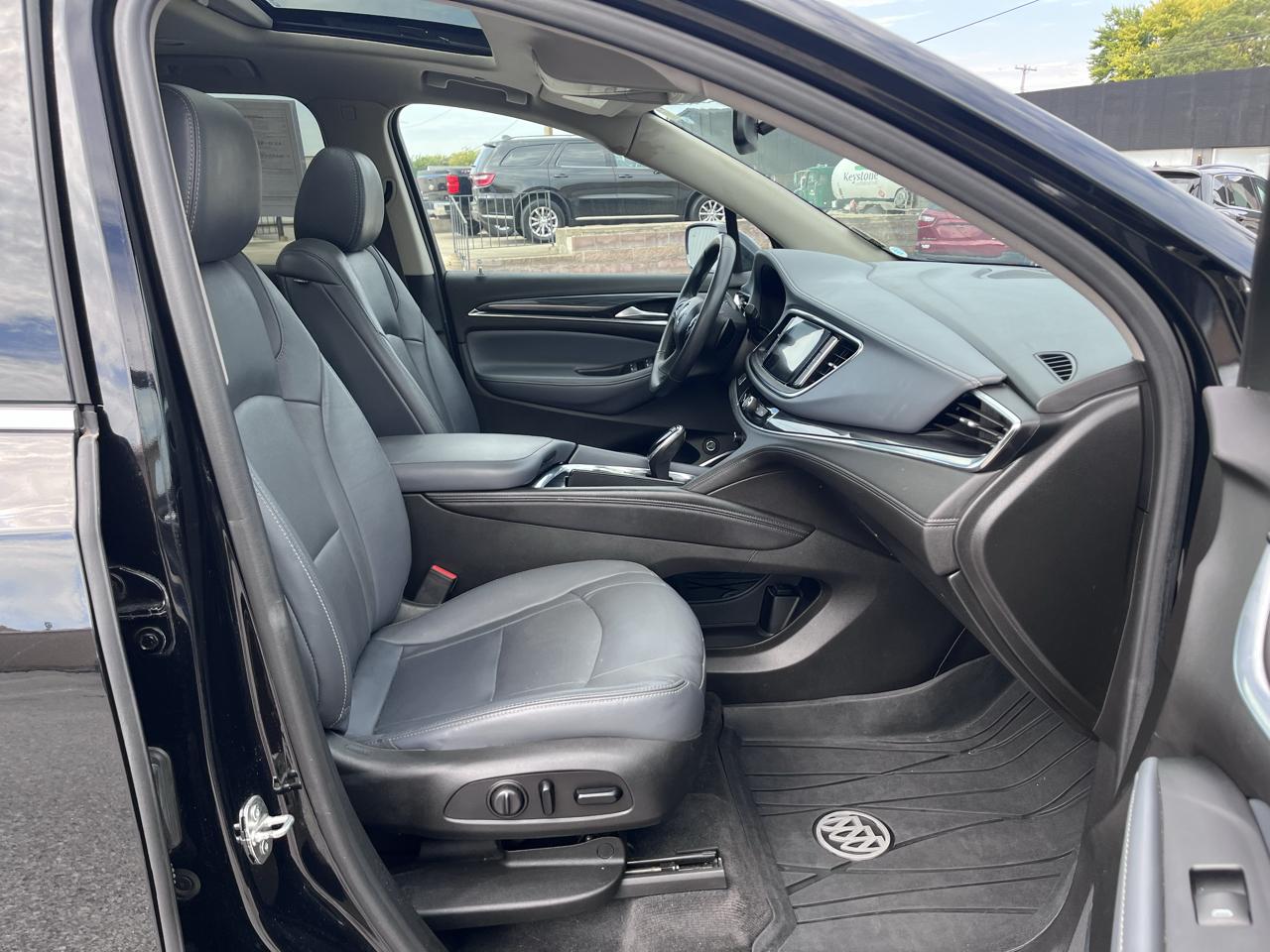 Buick Enclave Essence AWD 2020