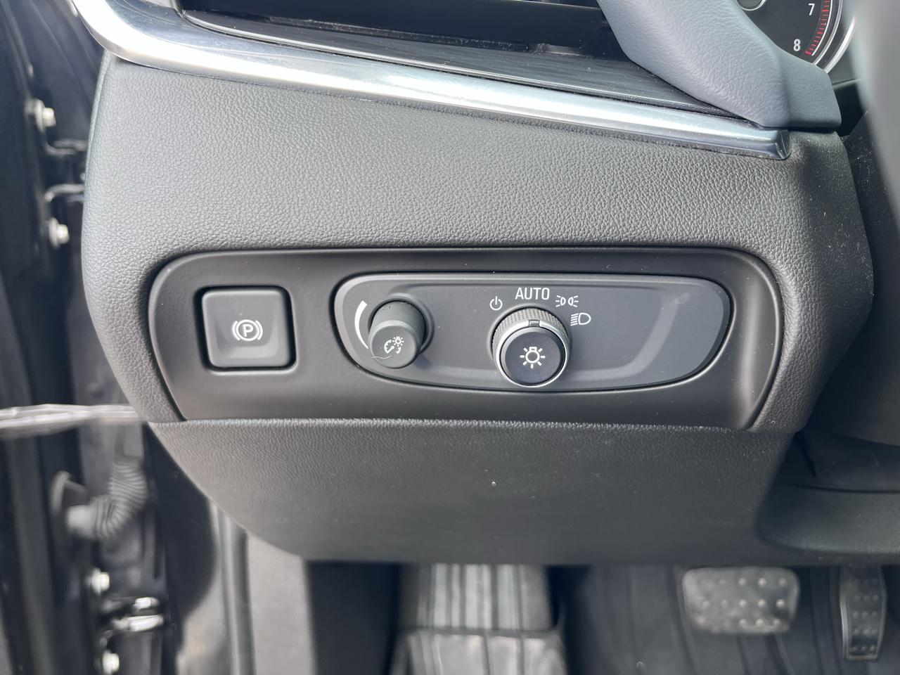 Buick Enclave Essence AWD 2020