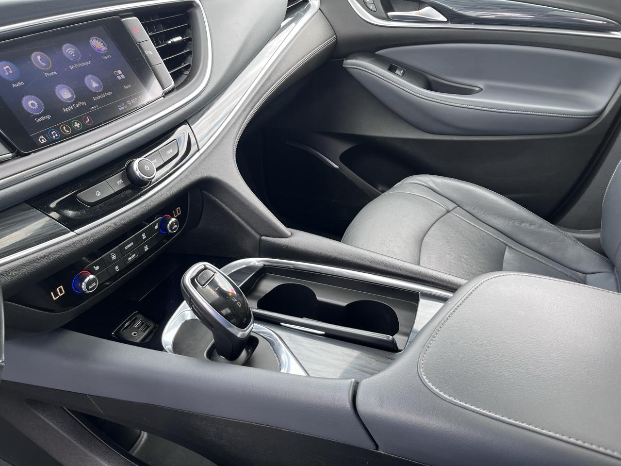 Buick Enclave Essence AWD 2020