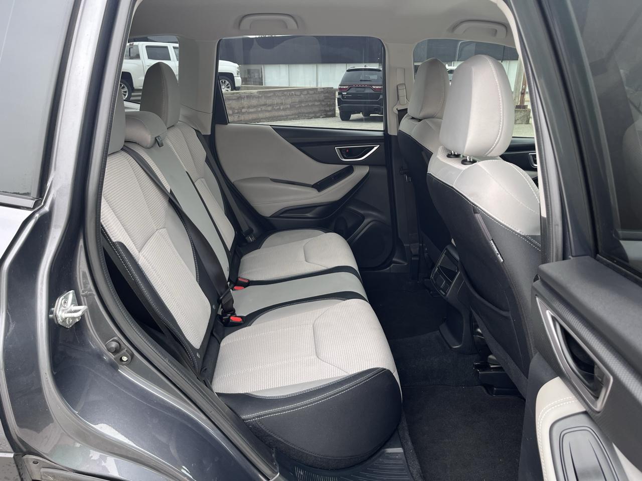 Subaru Forester Base 2023
