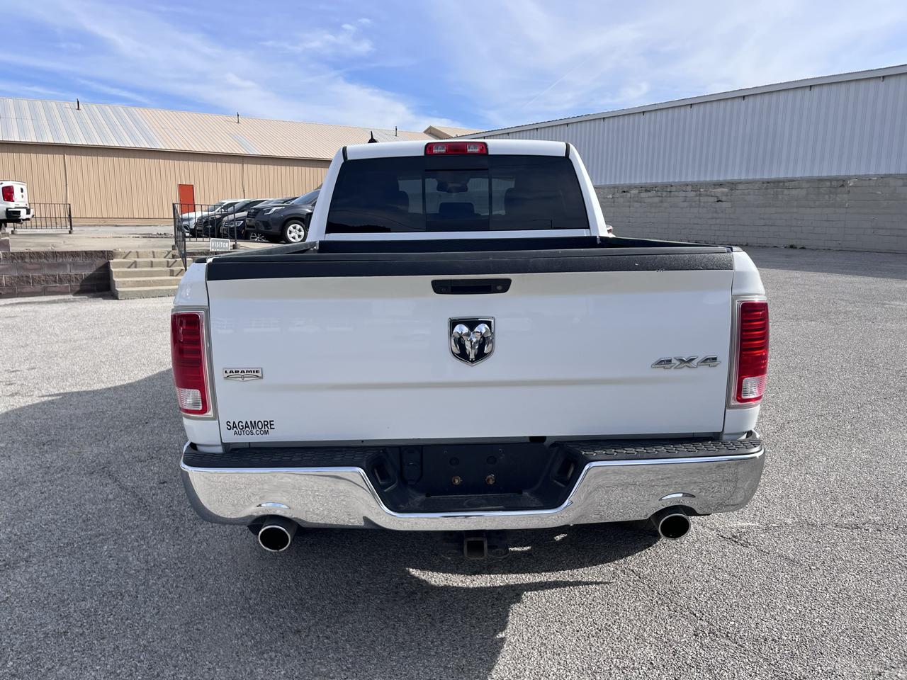 RAM 1500 Laramie Quad Cab 4WD 2017