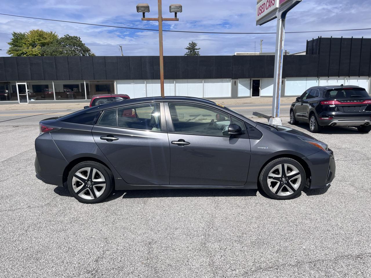 Toyota Prius Two Eco 2016