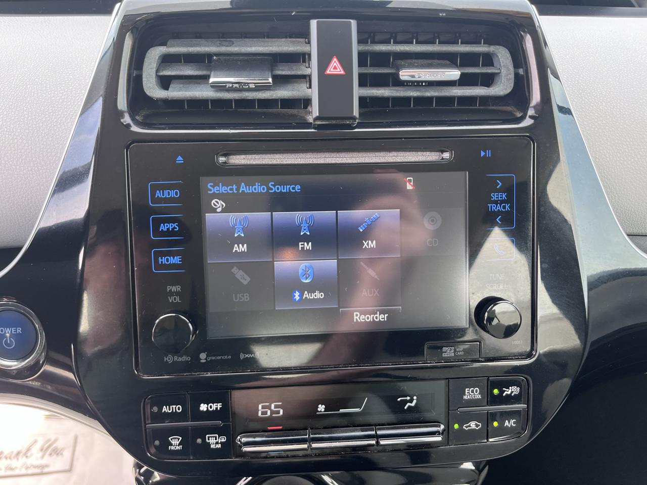 Toyota Prius Three Touring 2016