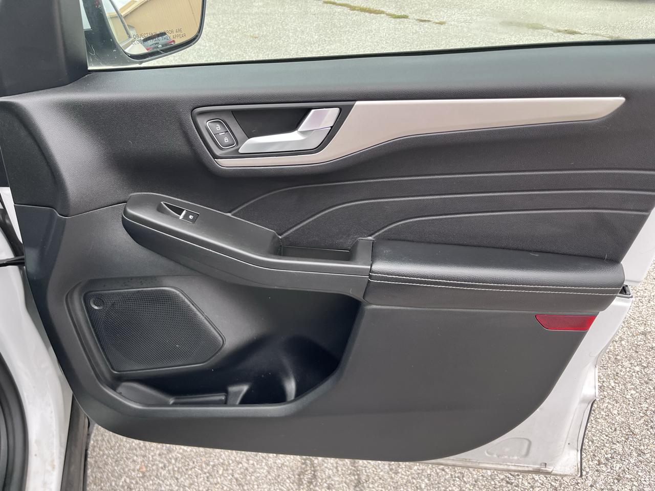 Ford Escape SE AWD 2021