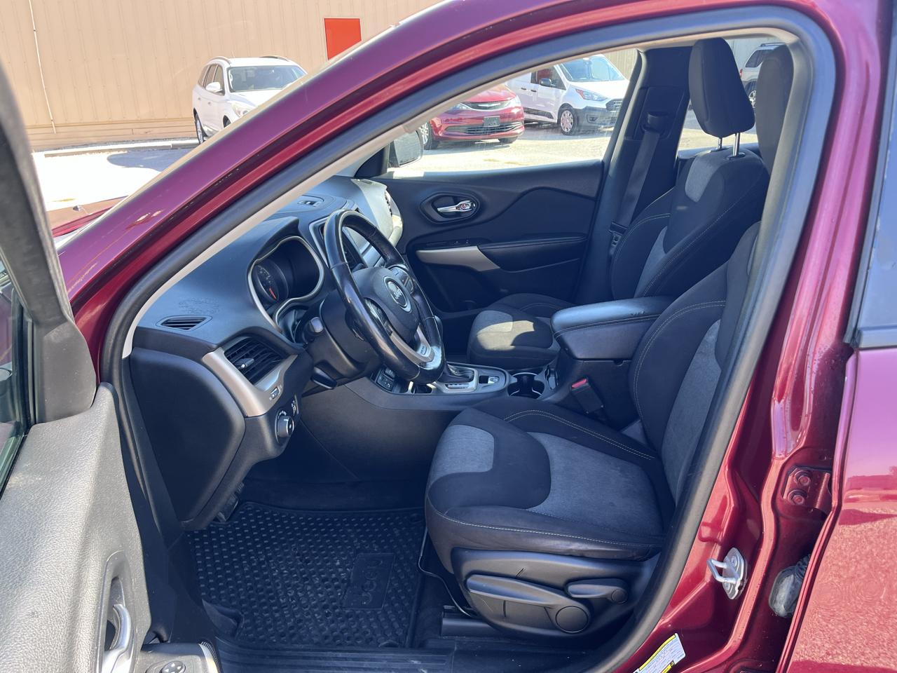Jeep Cherokee Latitude FWD 2018