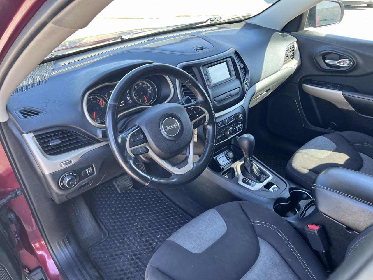 Jeep Cherokee Latitude FWD 2018