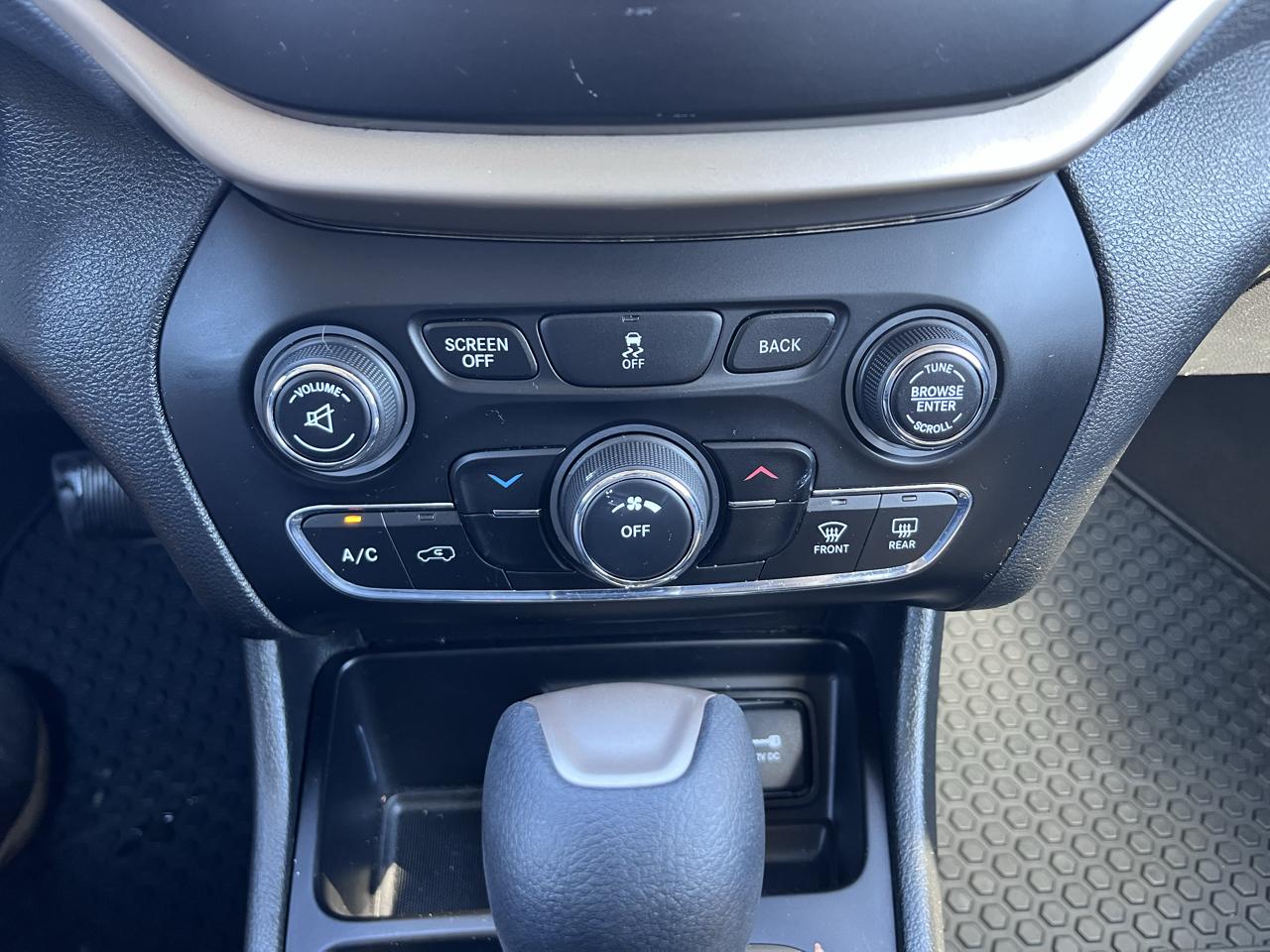 Jeep Cherokee Latitude FWD 2018