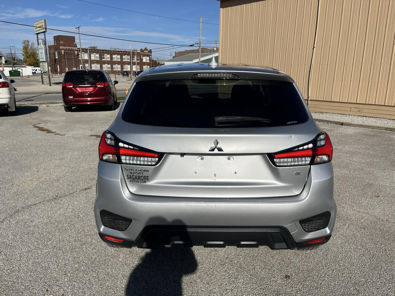 Mitsubishi Outlander Sport 2.0 ES AWD 2021