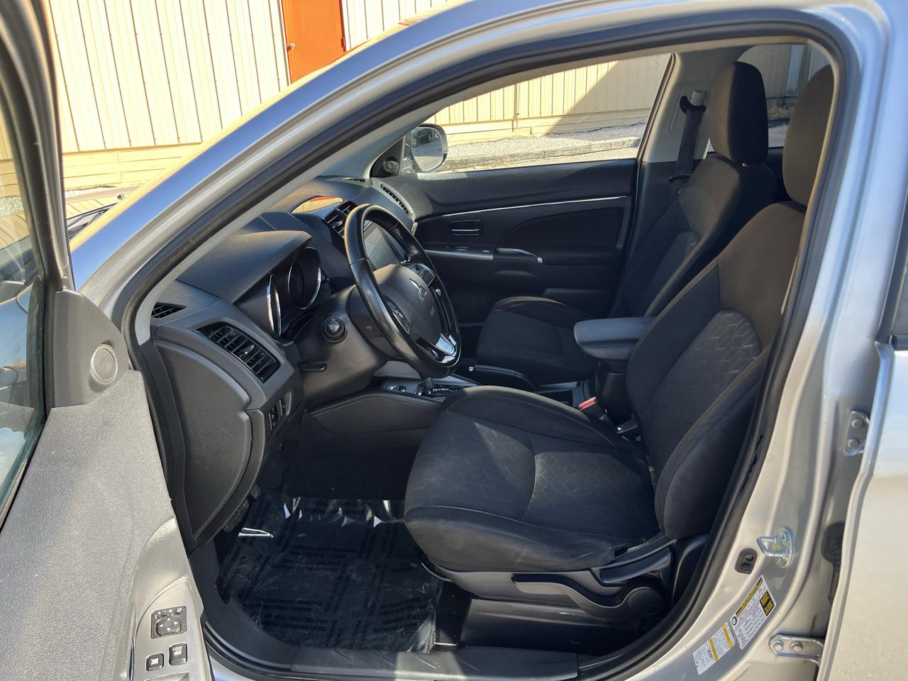 Mitsubishi Outlander Sport 2.0 ES AWD 2021