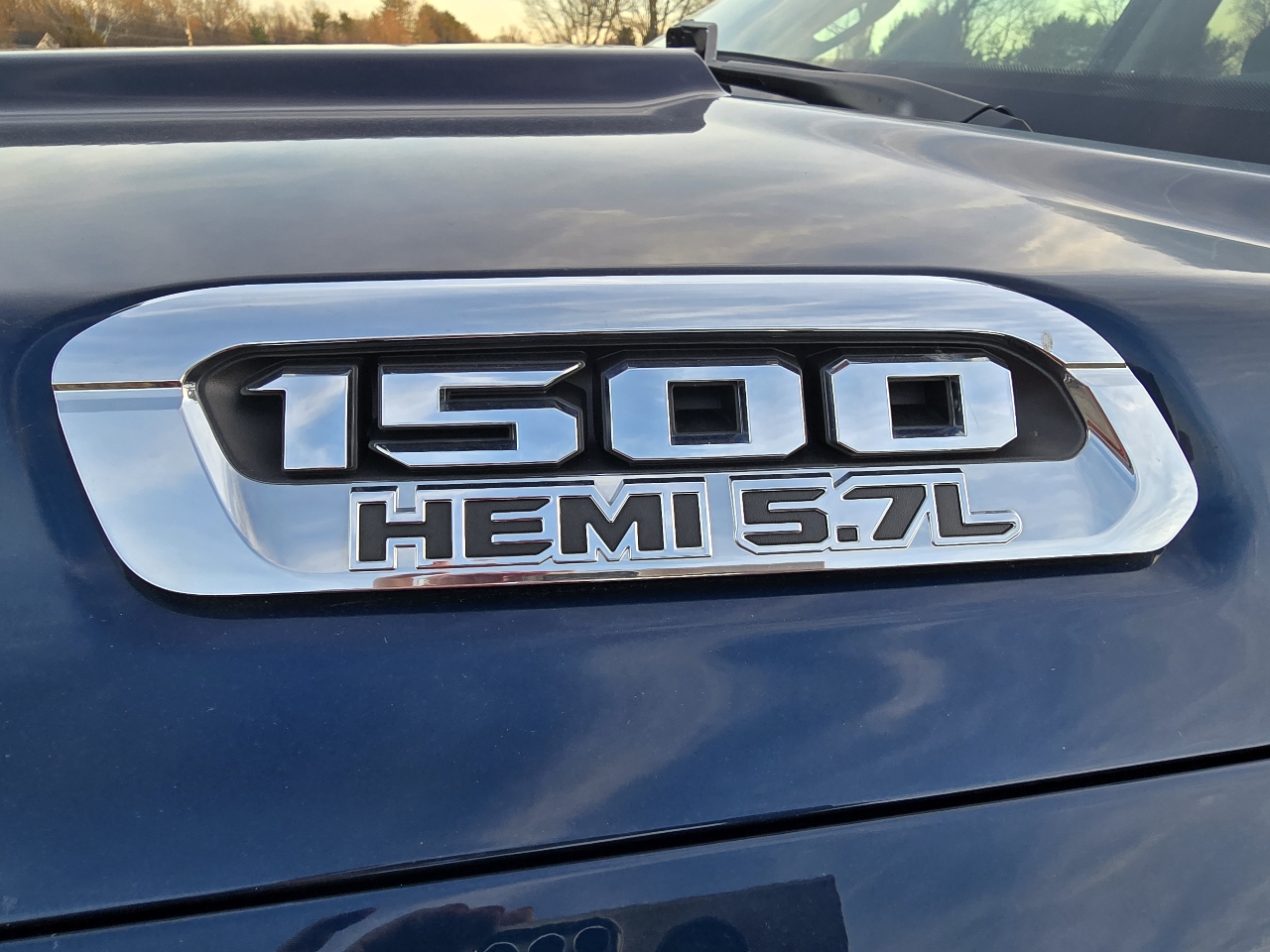 RAM 1500 Big Horn 4x4 Quad Cab 6'4" Box 2020