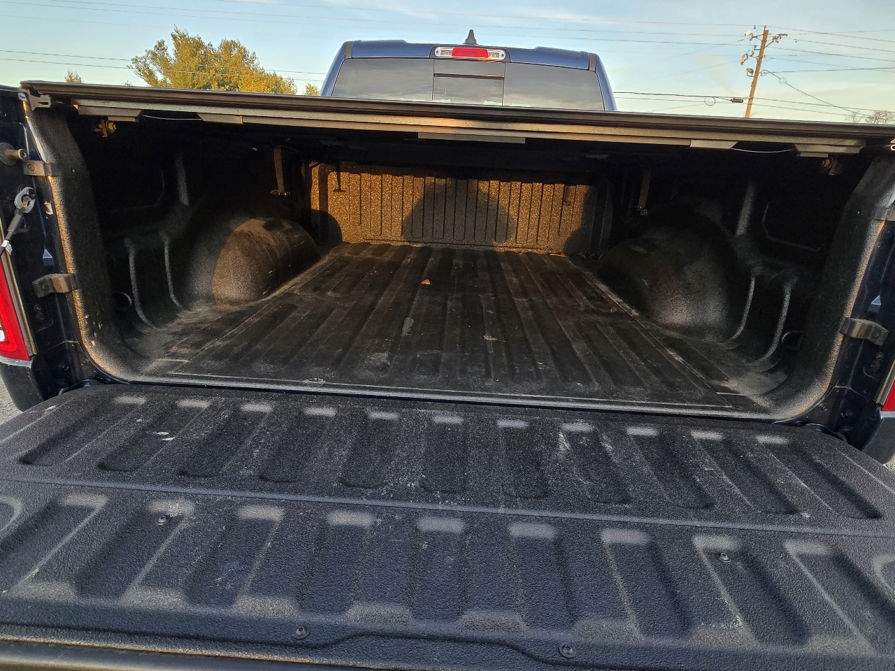 RAM 1500 Big Horn 4x4 Quad Cab 6'4" Box 2020