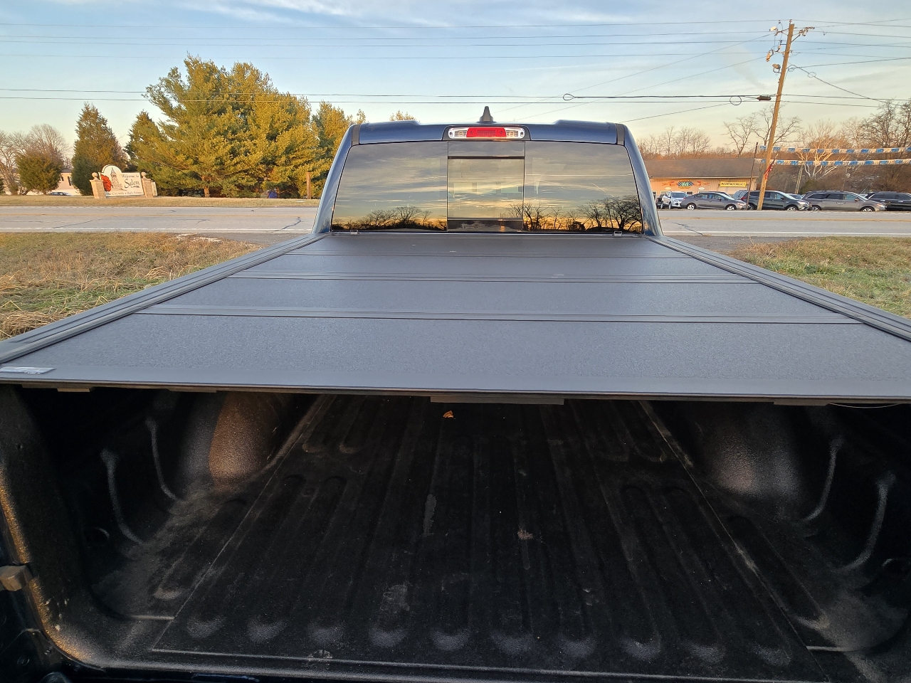 RAM 1500 Big Horn 4x4 Quad Cab 6'4" Box 2020