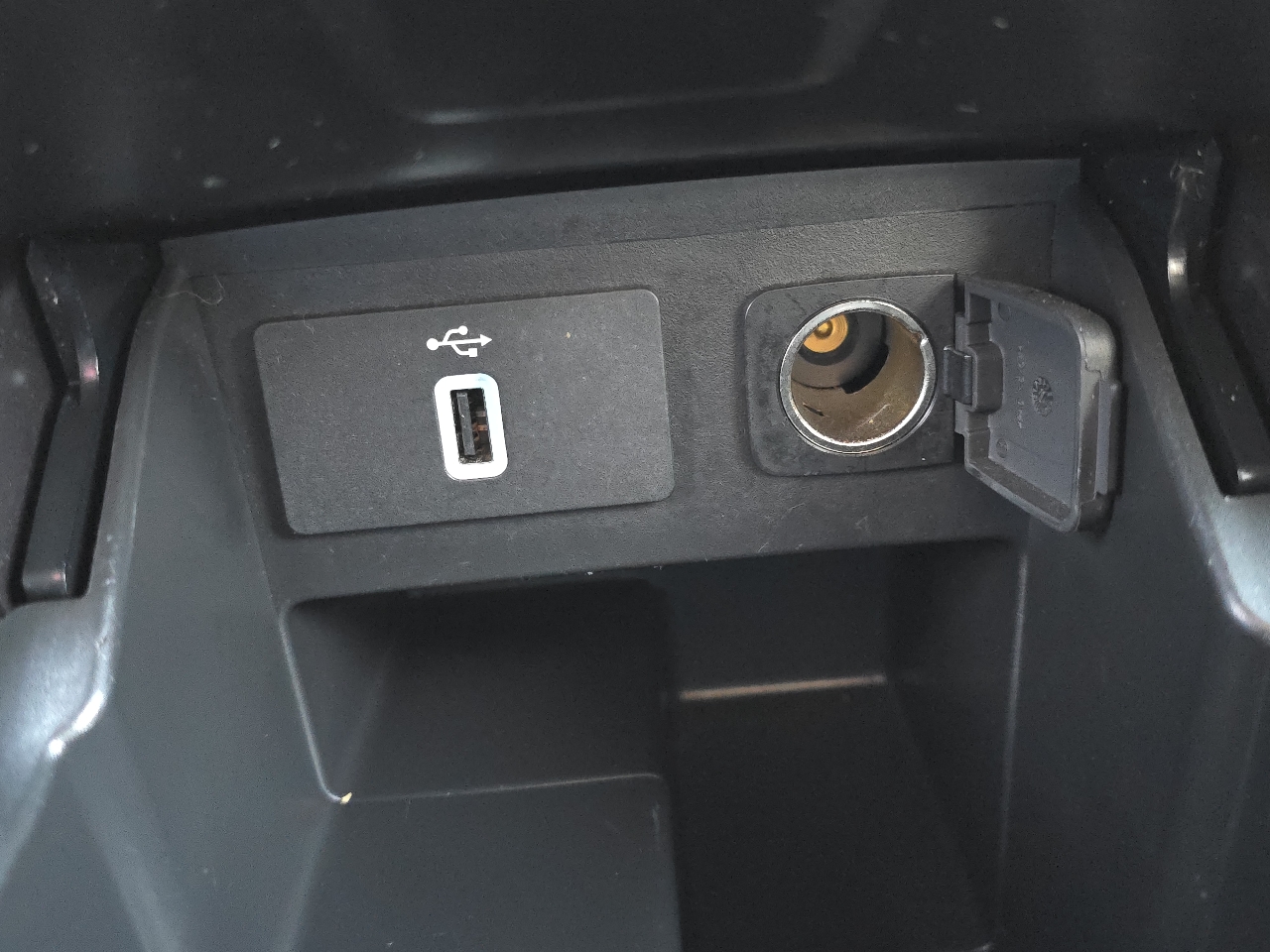 Ford Explorer XLT 4WD 2017