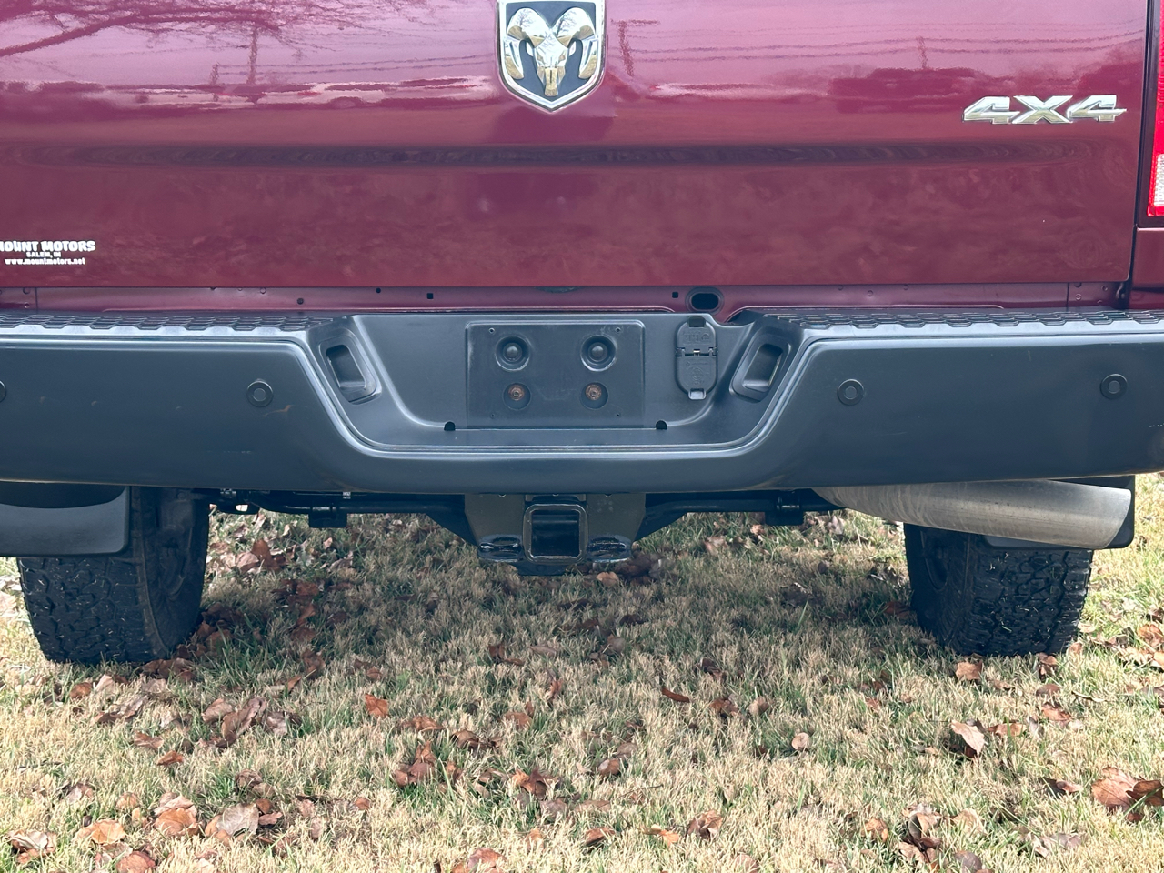 RAM 2500 Tradesman 4x4 Crew Cab 8' Box 2018